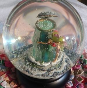 Nordstrom 2003 SnowGlobe Lilly P Frost